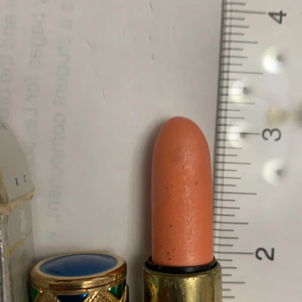 NEW AVON DESSERT DAWN EMPRESS FULL LIPSTICK VINTAGE METAL TUBE COLLECTIBLE w/box